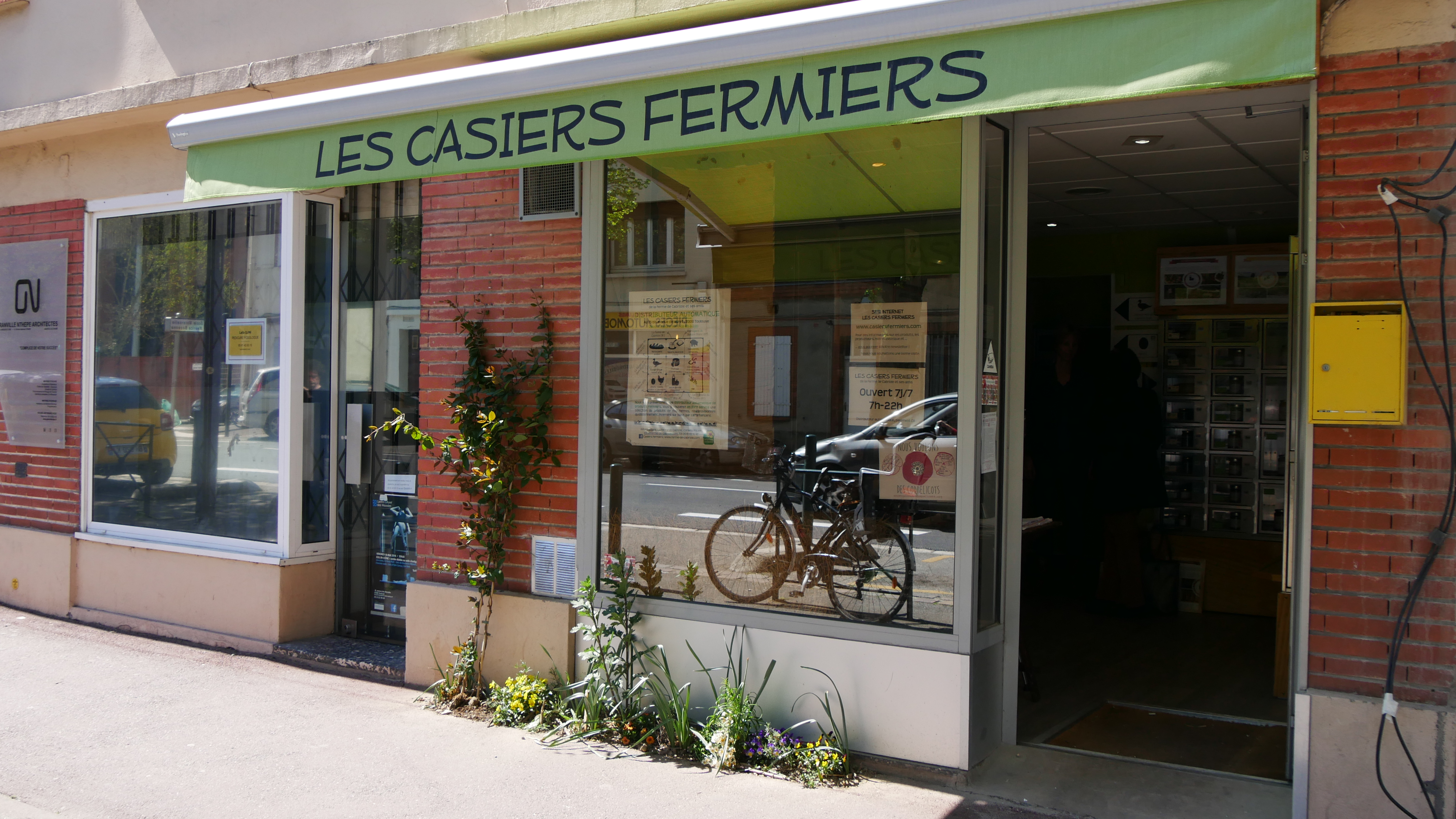 Faire ses courses autrement, c’est possible à la Croix de Pierre !